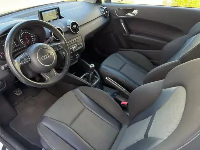 Audi A1 Sportback 2017 - 11900 EUR, 101200 km - AUTO.MOTO.pt - 101200km - foto 5 de 20