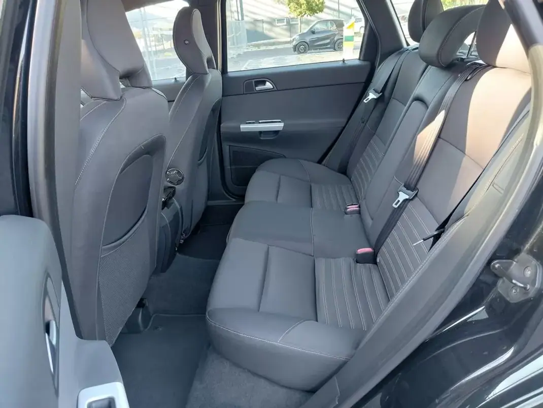 Volvo V50 2010 - 4490 EUR, 384950 km - 384950km - foto 19 de 23