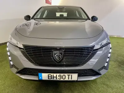 Peugeot 308 2024 — photo 3 of 31