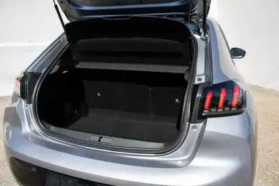 Peugeot 208 2023 - 16999 EUR, 96737 km - AUTO.MOTO.pt - 96737km - foto 12 de 34