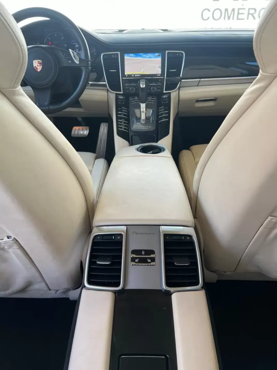 Porsche Panamera 2014 - 46000 EUR, 136900 km - AUTO.MOTO.pt - 136900km - foto 12 de 19