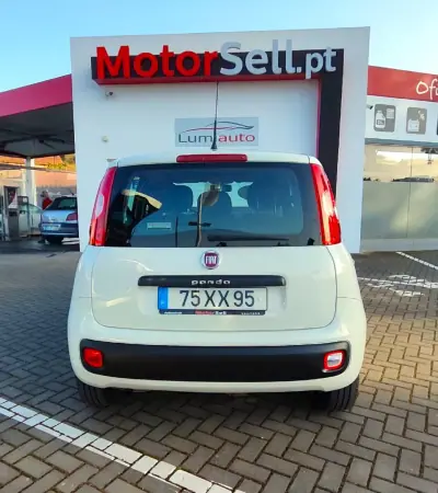 Fiat Panda 2019 - 7700 EUR, 136000 km - AUTO.MOTO.pt - 136000km - foto 9 de 10