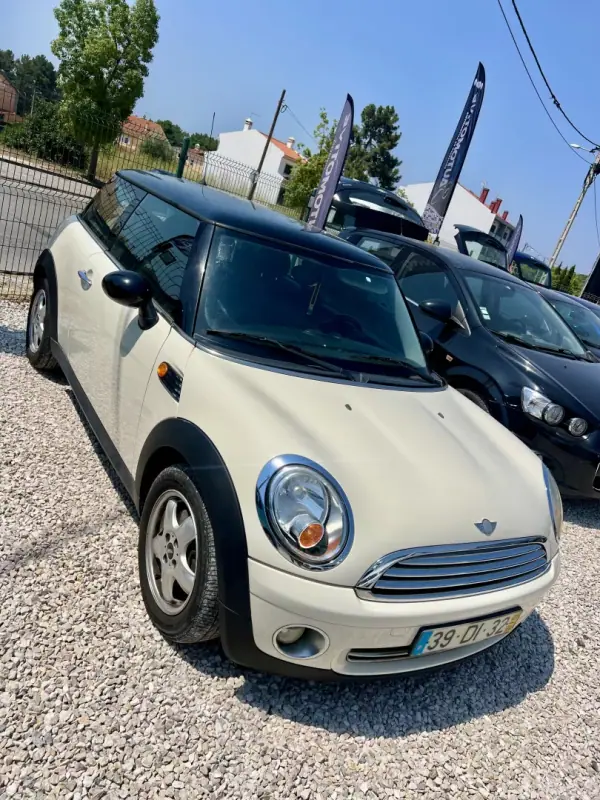 MINI Cooper 2007 - 7399 EUR, 148000 km - AUTO.MOTO.pt - 148000km - foto 3 de 8