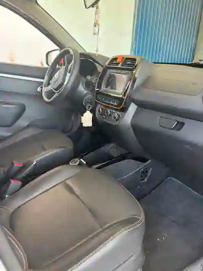 Dacia Spring 2022 - 12500 EUR, 63000 km - 63000km - foto 5 de 9