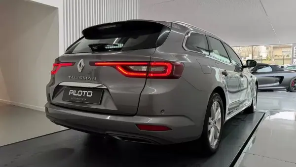 Renault Talisman Sport Tourer 2019 - 12990 EUR, 352006 km - AUTO.MOTO.pt - 352006km - foto 9 de 27