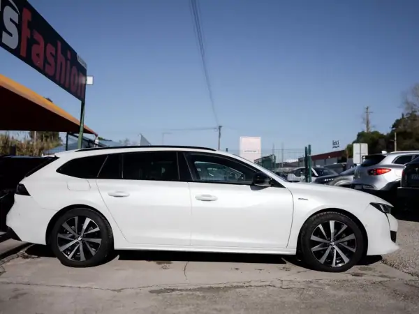 Peugeot 508 SW 2020 — foto 2 de 54