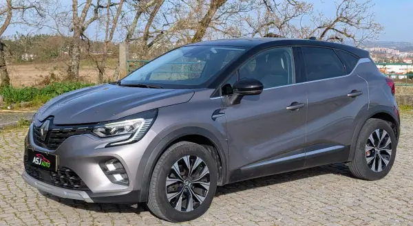 Renault Captur 2022 - 17000 EUR, 126580 km - AUTO.MOTO.pt - 126580km - foto 5 de 23