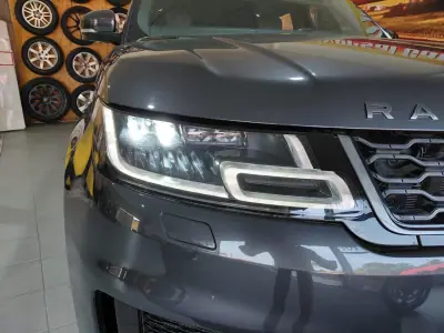 Land Rover Range Rover Sport 2019 - 57900 EUR, 128000 km - AUTO.MOTO.pt - 128000km - foto 3 de 34