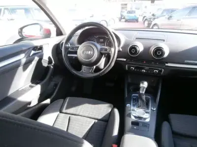 Audi A3 Sportback 2015 - 17500 EUR, 195633 km - AUTO.MOTO.pt - 195633km - foto 13 de 41
