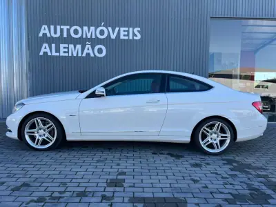 Mercedes-Benz C 220 2012 - 17500 EUR, 190898 km - AUTO.MOTO.pt - 190898km - foto 4 de 19