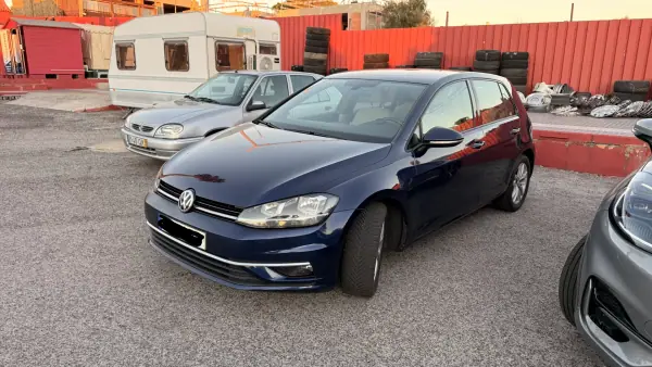 Volkswagen Golf 2018 — foto 2 de 3