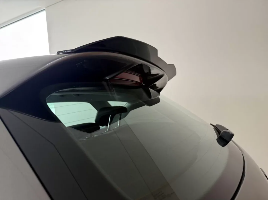 SEAT Leon 2015 - 14000 EUR, 181000 km - AUTO.MOTO.pt - 181000km - foto 31 de 92