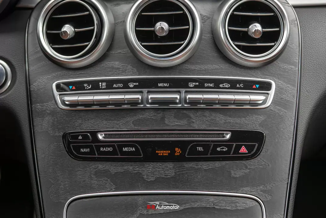 Mercedes-Benz C 220 2016 - 29900 EUR, 175000 km - 175000km - foto 36 de 43