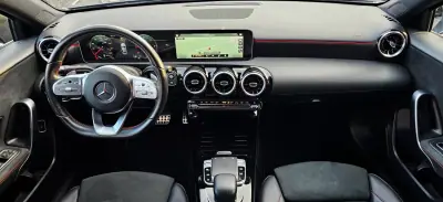 Mercedes-Benz A 180 Limousine 2019 - 26500 EUR, 154000 km - AUTO.MOTO.pt - 154000km - foto 6 de 31