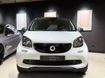 Smart ForFour 2018 - 11900 EUR, 51000 km - AUTO.MOTO.pt - 51000km - foto 2 de 19