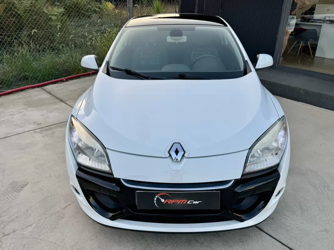 Renault Mégane Coupe 2012 - 7999 EUR, 199000 km - 199000km - foto 3 de 18