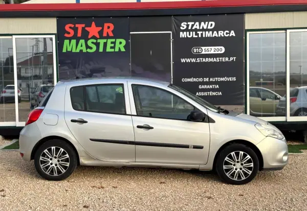 Renault Clio 2009 - 4280 EUR, 290626 km - AUTO.MOTO.pt - 290626km - foto 5 de 16