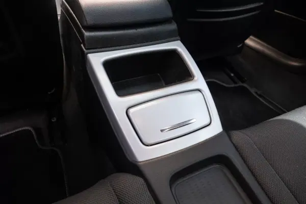 BMW 320 2007 - 12490 EUR, 230000 km - AUTO.MOTO.pt - 230000km - foto 40 de 42