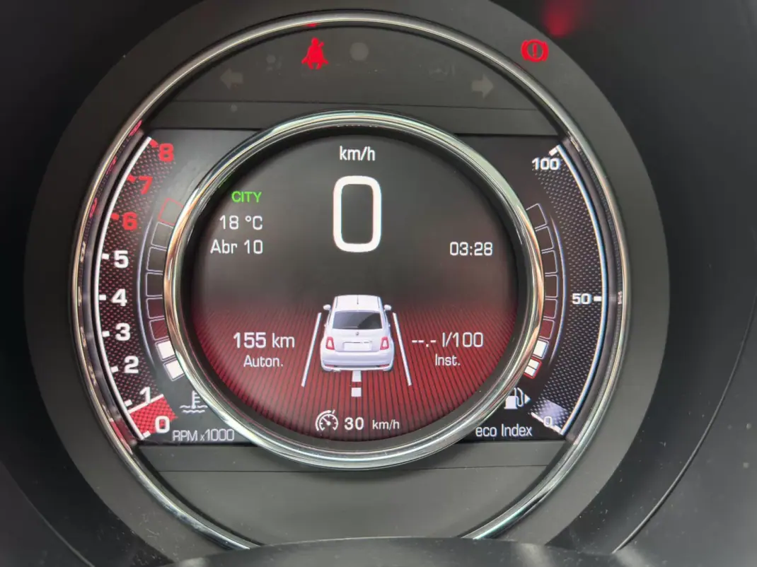Fiat 500 2020 - 13850 EUR, 28163 km - AUTO.MOTO.pt - 28163km - foto 8 de 12