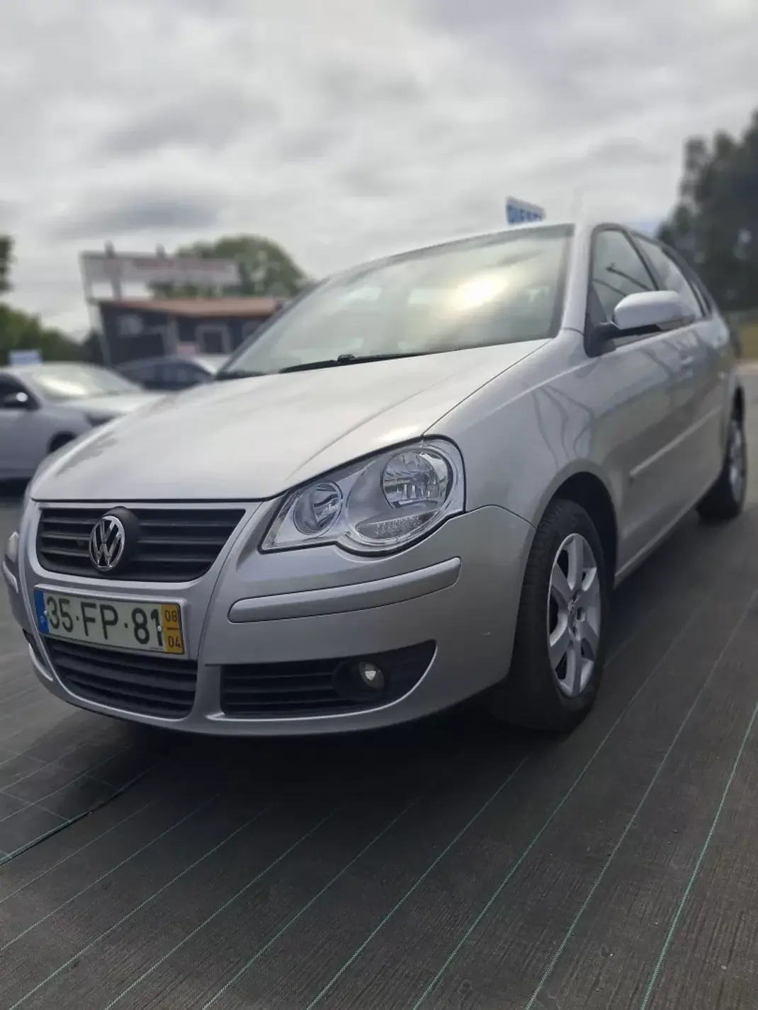 Volkswagen Polo 2008 - 6950 EUR, 245123 km - AUTO.MOTO.pt - 245123km - foto 4 de 14