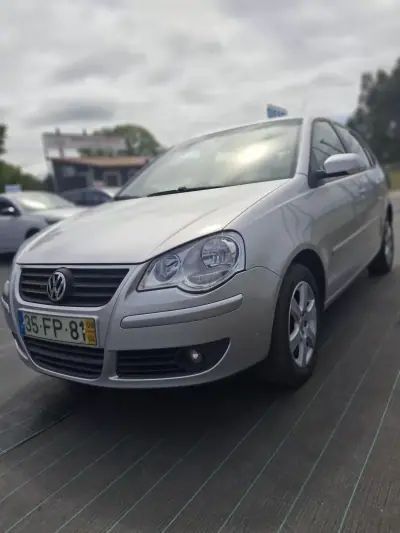 Volkswagen Polo 2008 - 6950 EUR, 245123 km - AUTO.MOTO.pt - 245123km - foto 4 de 14