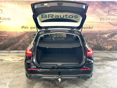 Mercedes-Benz C 300 2023 - 41900 EUR, 69394 km - AUTO.MOTO.pt - 69394km - foto 8 de 36