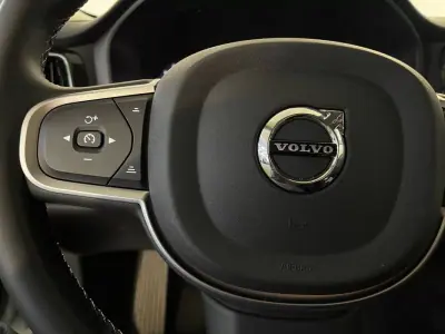 Volvo V60 2025 - 43500 EUR, 1900 km - AUTO.MOTO.pt - 1900km - foto 17 de 35