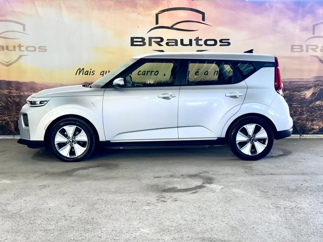 Kia e-Soul 2022 - 22900 EUR, 64656 km - AUTO.MOTO.pt - 64656km - foto 4 de 24