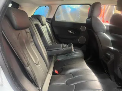 Land Rover Range Rover Evoque 2016 - 16999 EUR, 105000 km - AUTO.MOTO.pt - 105000km - foto 34 de 49