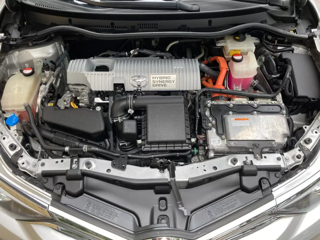 Toyota Auris 2016 - 16750 EUR, 90000 km - AUTO.MOTO.pt - 90000km - foto 20 de 21