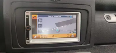 Smart Fortwo Cabrio 2010 - 6990 EUR, 155500 km - AUTO.MOTO.pt - 155500km - foto 33 de 37