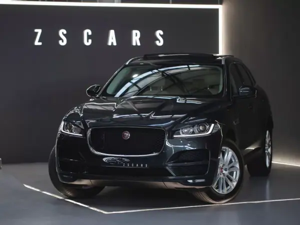 Jaguar F-Pace 2.0 i4D Prestige AWD Aut. 2018 Diesel — 97 465 km Jaguar F-Pace 2.0 i4D Prestige AWD Aut. 2018 Diesel