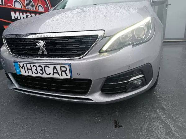 Peugeot 308 2020 - 10900 EUR, 168102 km - AUTO.MOTO.pt - 168102km - foto 12 de 28