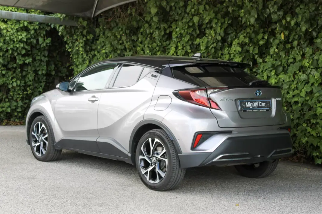 Toyota C-HR 2021 - 26900 EUR, 80500 km - 80500km - foto 10 de 18