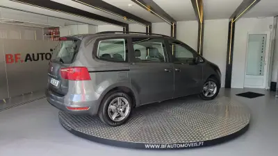 SEAT Alhambra 2011 - 11750 EUR, 235491 km - 235491km - foto 4 de 54