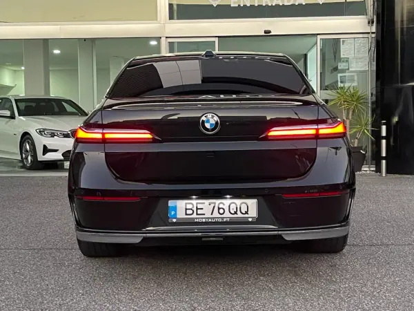 BMW 740 2023 - 105000 EUR, 129852 km - AUTO.MOTO.pt - 129852km - foto 13 de 13