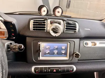 Smart ForTwo Coupé 2014 - 9490 EUR, 85137 km - AUTO.MOTO.pt - 85137km - foto 11 de 15