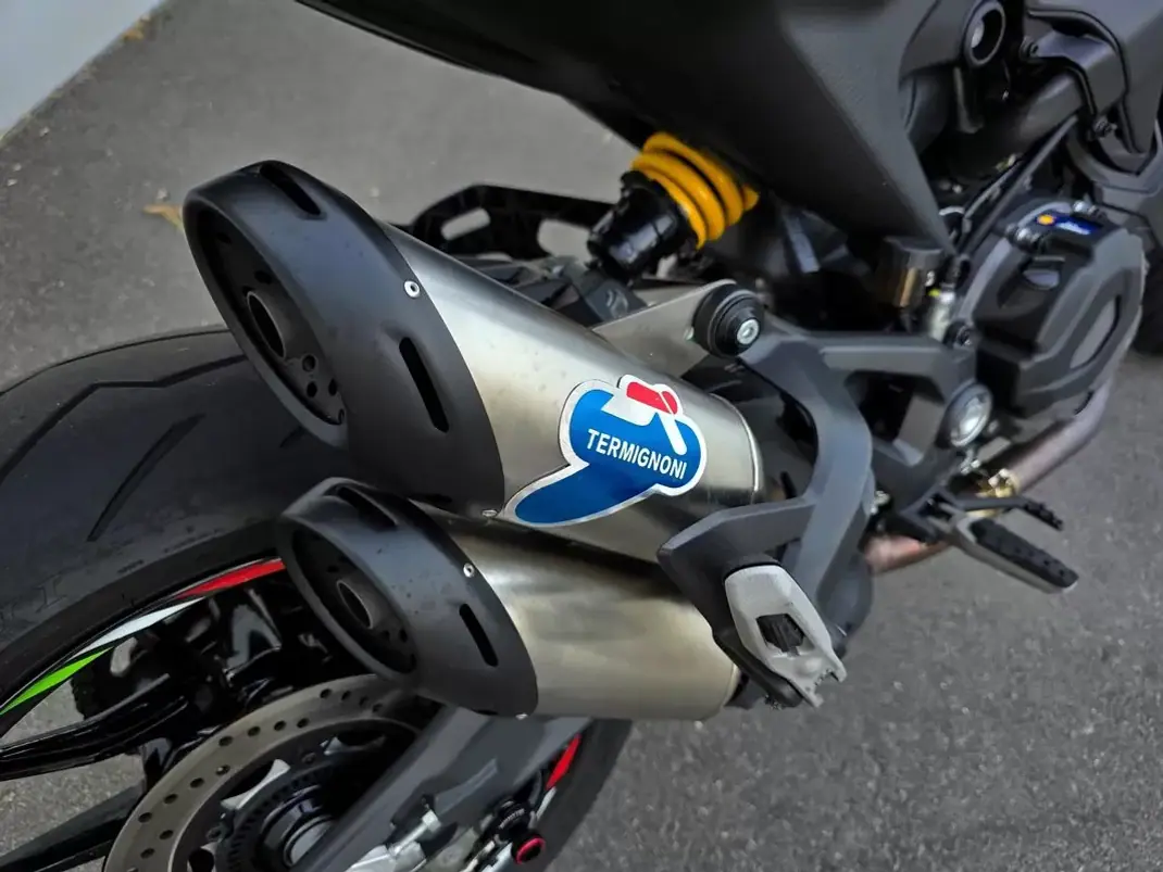 Ducati Monster 1000 2025 - 10500 EUR, 4500 km - 4500km - foto 5 de 22