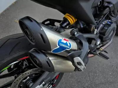 Ducati Monster 1000 2025 - 10500 EUR, 4500 km - 4500km - foto 5 de 22
