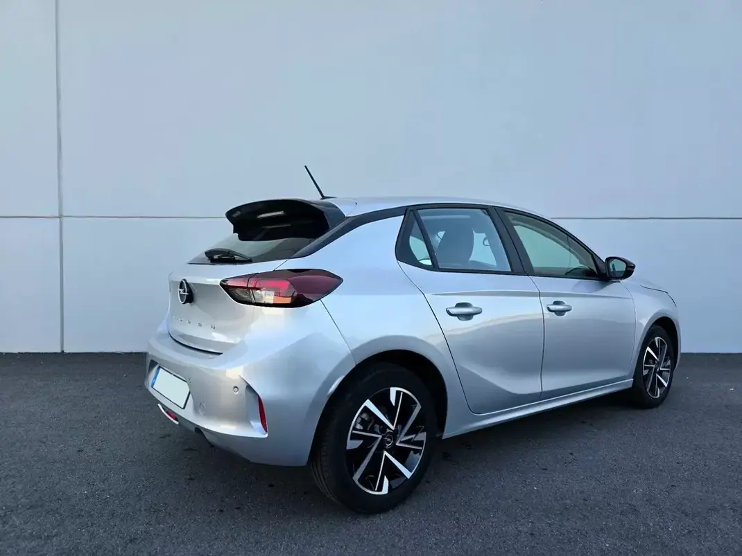 Opel Corsa 2024 - 18590 EUR, 38000 km - AUTO.MOTO.pt - 38000km - foto 5 de 34