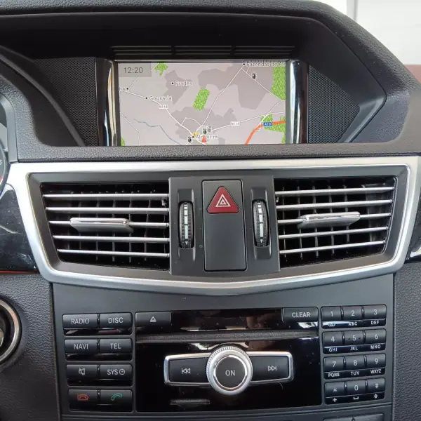 Mercedes-Benz E 300 2012 - 14500 EUR, 295499 km - AUTO.MOTO.pt - 295499km - foto 3 de 29