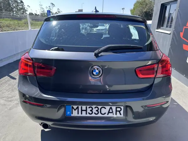 BMW 116 2017 - 13900 EUR, 240000 km - AUTO.MOTO.pt - 240000km - foto 5 de 39