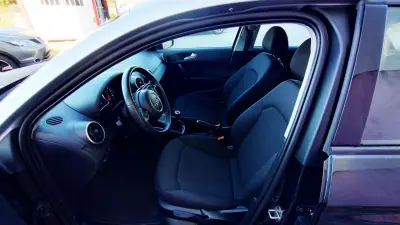 Audi A1 Sportback 2014 - 10999 EUR, 159000 km - AUTO.MOTO.pt - 159000km - foto 16 de 37