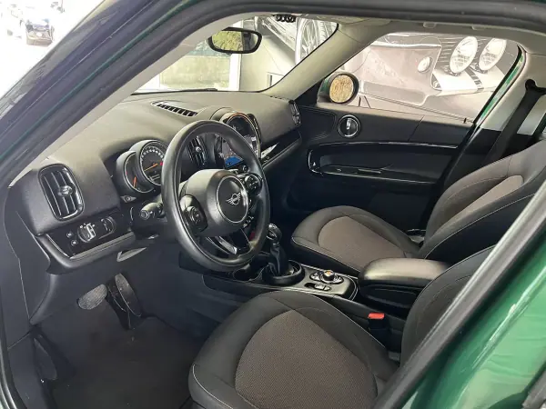 MINI Countryman 2020 - 19800 EUR, 114165 km - AUTO.MOTO.pt - 114165km - foto 6 de 21