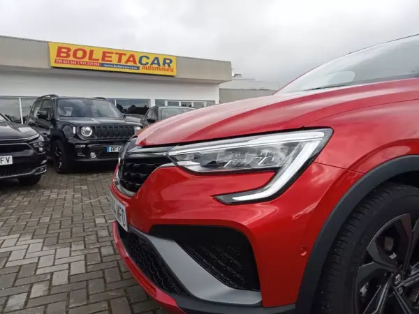 Renault Arkana 2023 - 31500 EUR, 24000 km - AUTO.MOTO.pt - 24000km - foto 37 de 40