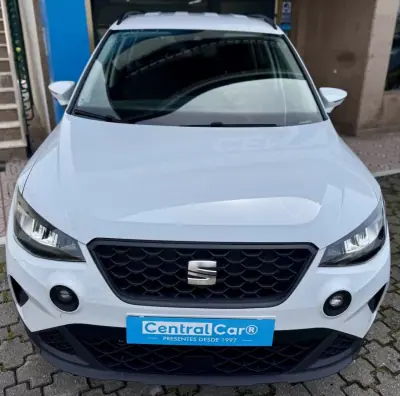 SEAT Arona 2023 - 16950 EUR, 36000 km - AUTO.MOTO.pt - 36000km - foto 4 de 25