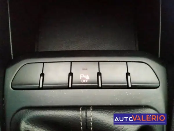 Kia Stonic 2024 - 17950 EUR, 40000 km - AUTO.MOTO.pt - 40000km - foto 15 de 18