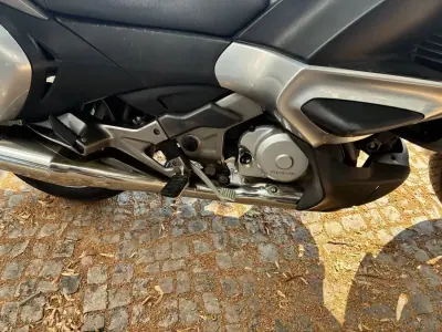 Honda Africa Twin Adventure Sports 2009 - 4350 EUR, 45710 km - AUTO.MOTO.pt - 45710km - foto 17 de 18