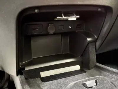 Citroën C4 Grand Picasso 2018 - 11500 EUR, 154000 km - AUTO.MOTO.pt - 154000km - foto 35 de 57