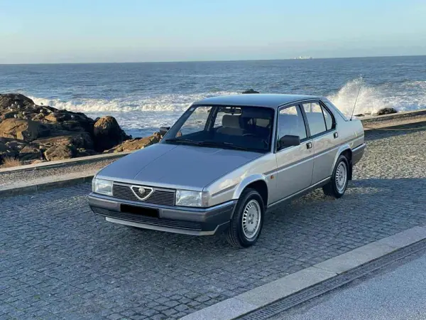Alfa Romeo 90 1988 - 18900 EUR, 27700 km - AUTO.MOTO.pt - 27700km - foto 40 de 60
